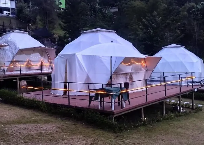 La Quinta Dimensión Glamping