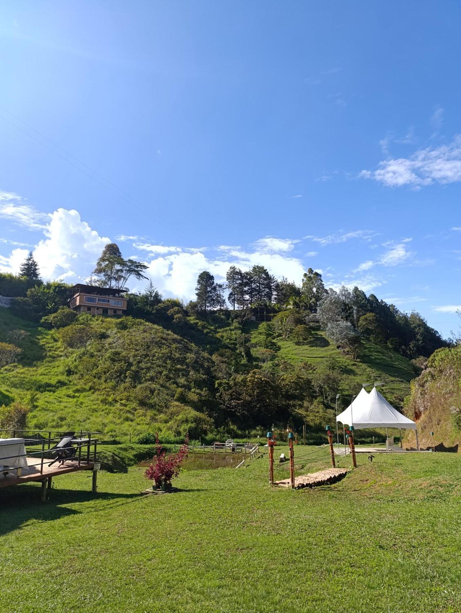 La Quinta Dimensión Glamping * Guatapé