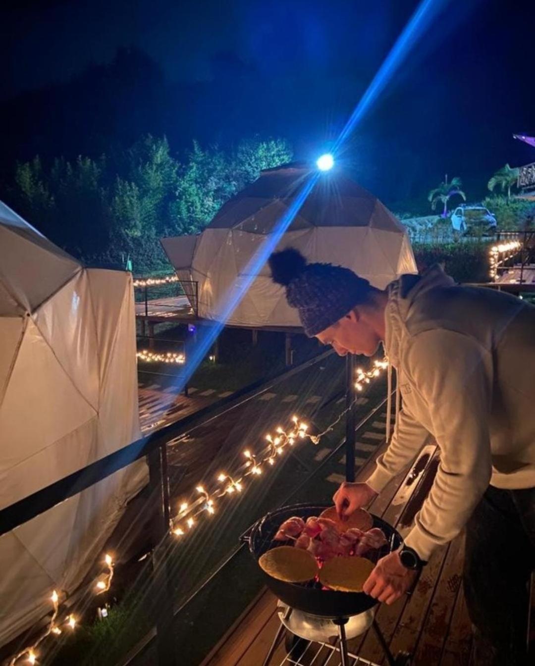 Campo de lujo La Quinta Dimensión Glamping
